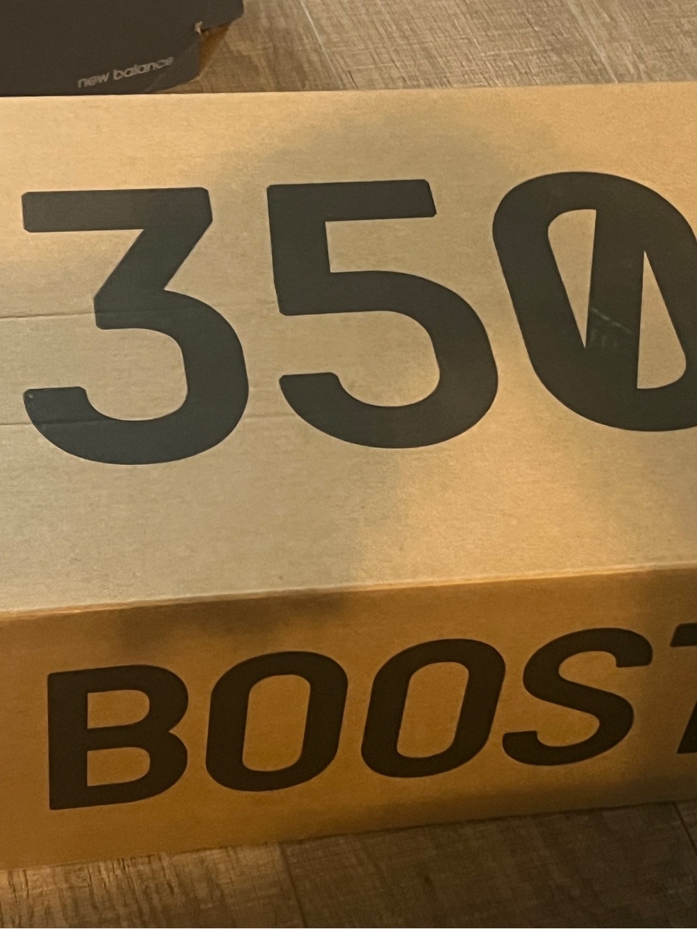 Yeezy 350 Boost Box -white